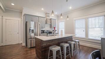 Apartment | In-room dining