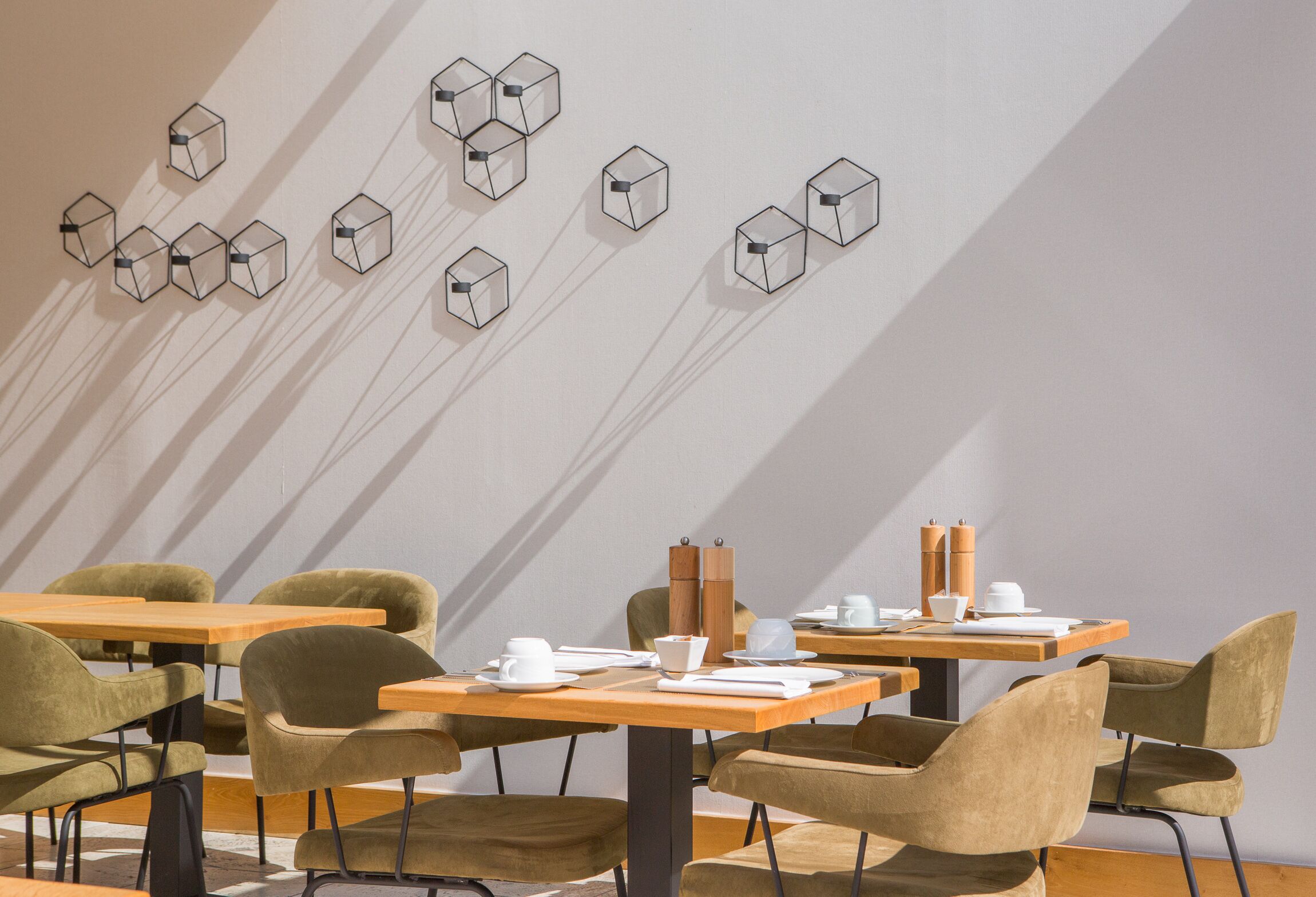 daily buffet breakfast (eur 20 per person)