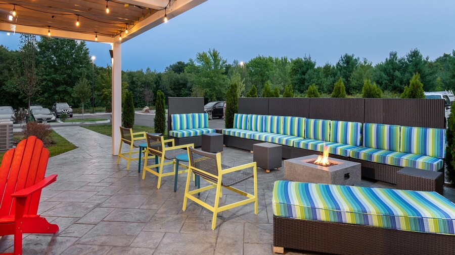 Home2 Suites Raynham/Taunton, MA