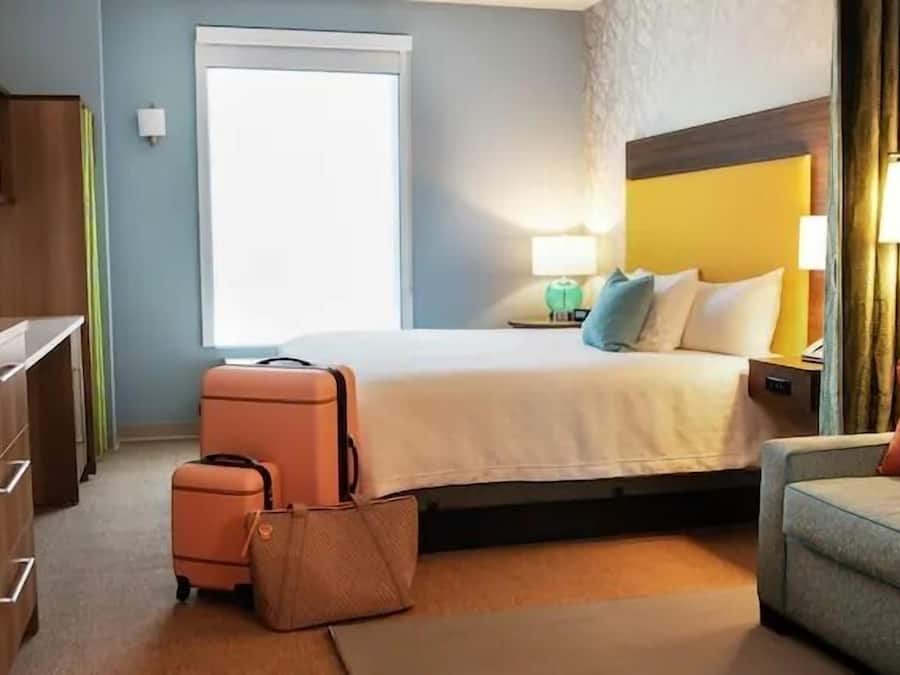 Desk, laptop workspace, blackout drapes, WiFi (free)
