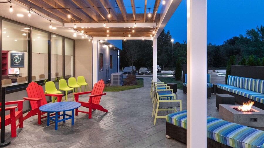 Home2 Suites Raynham/Taunton, MA