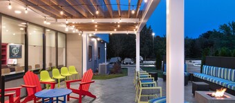 Home2 Suites Raynham/Taunton, MA