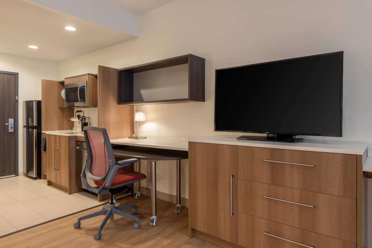 Desk, laptop workspace, blackout drapes, WiFi (free)
