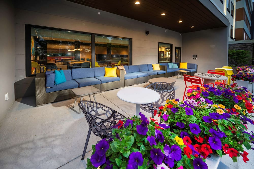 Home2 Suites by Hilton Minneapolis Mall of America