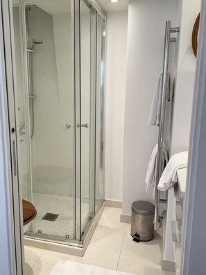 Ducha, secador de pelo