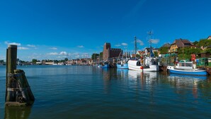Marina - Baltic Sea vacation in the "Hafenkieker": Fantastic vacation apartment with sauna and sea view! (Olpenitz)