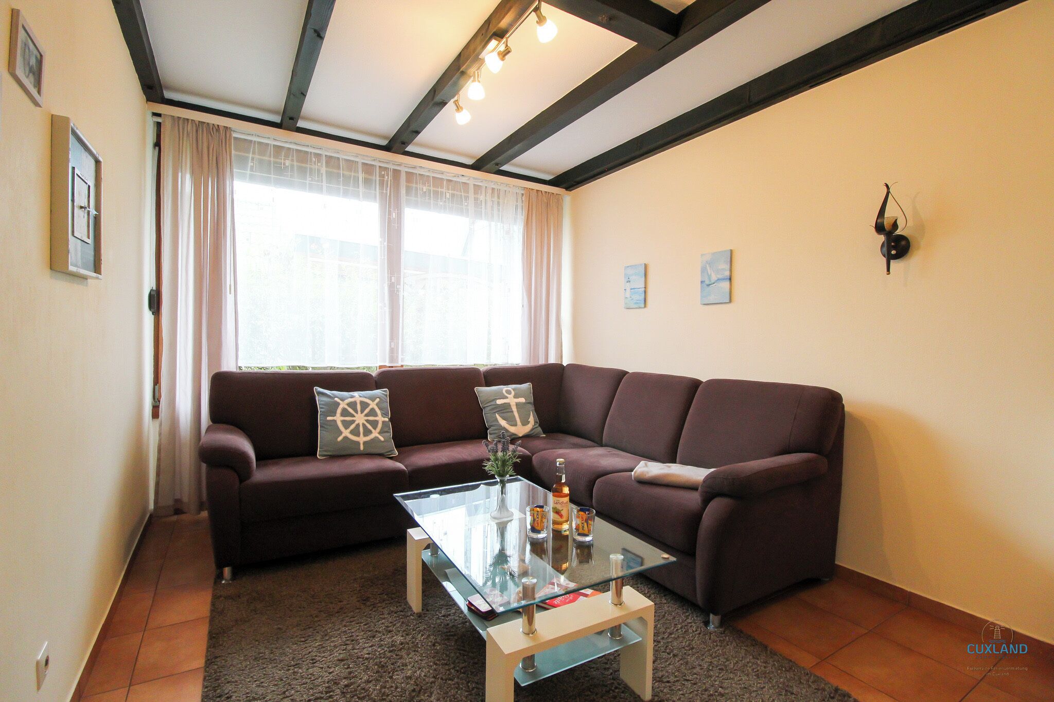 Télévision, chaîne hi-fi