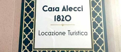Mặt tiền nơi lưu trú