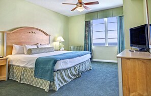 2 Schlafzimmer, Zimmersafe, Bügeleisen/Bügelbrett, WLAN