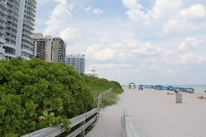 On the beach - Penthouse Studio Ocean View on Miami Beach (Miami Beach)