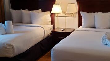 Condo, 2 Double Beds, Kitchen, Ocean View | Free WiFi