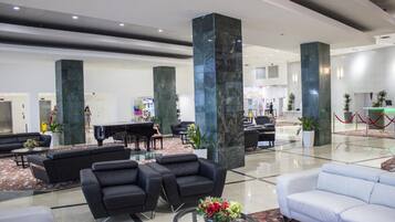 Condo, 2 Double Beds, Kitchen, Ocean View | Interior