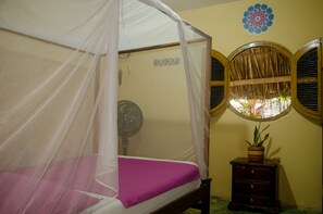 Family Quadruple Room, Private Bathroom (Shared Bathroom)