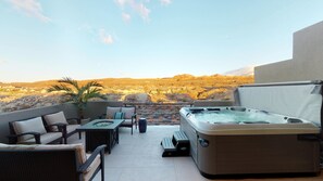 2367 Sandcastle | Balcony