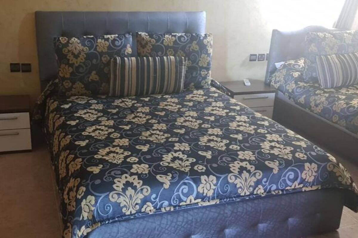 Family Suite (5 pax) | Minibar, blackout drapes, rollaway beds (surcharge), WiFi (free)