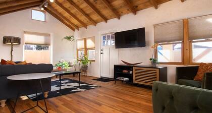 Stylish Condo in Trendy Baca Railyard District-A/C~PET FRIENDLY