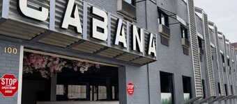 Cabana Hotel Yankee Stadium