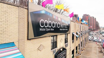 Cabana Hotel Yankee Stadium