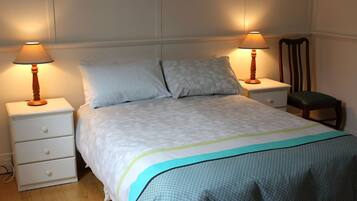 3 bedrooms, iron/ironing board