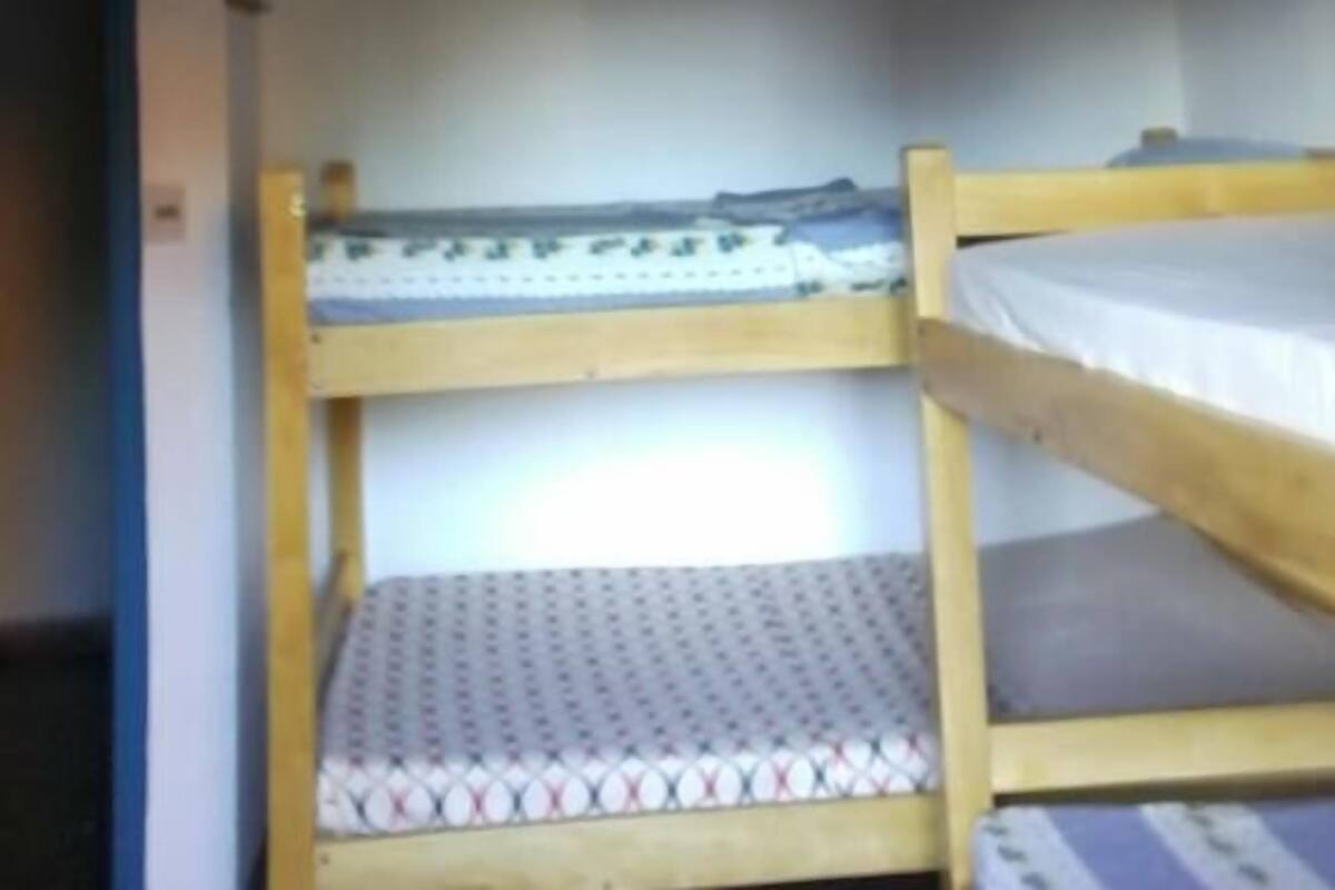 Wi-Fi gratis dan seprai linen