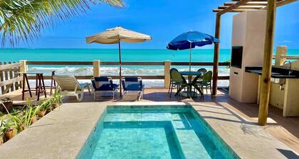 Duplex house on the beach sand with swimming pool and barbecue in Maceió, Ipioca.