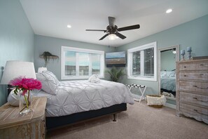 3 chambres, fer et planche à repasser, lit parapluie, Wi-Fi gratuit