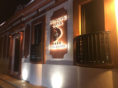 Hotel Principe Maya
