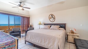 3 bedrooms, free WiFi, bed sheets, wheelchair access