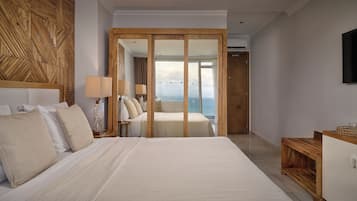 Superior Double Room with Sea View | Minibar, in-room safe, desk, free WiFi