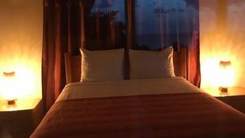 2 bedrooms, in-room safe, iron/ironing board, WiFi (free)