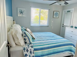 2 habitaciones, tabla de planchar con plancha, cuna de viaje y wifi 