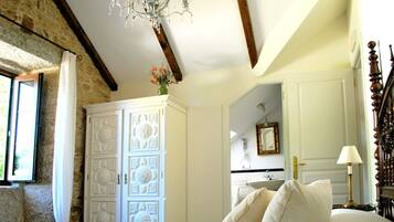 1 chambre, coffres-forts dans les chambres, Wi-Fi gratuit, draps fournis