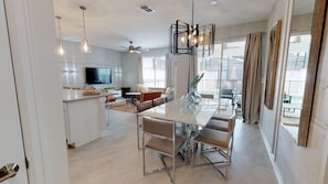 House, Multiple Beds, Private Pool, Pool View | Living room