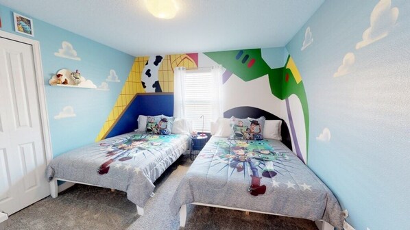 House, Multiple Beds, Private Pool, Pool View | 5 bedrooms, free WiFi - Storey Lake Resort - Lbl824 (Kissimmee)