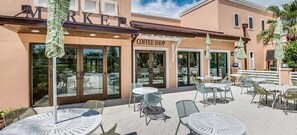 House, Multiple Beds, Private Pool | Balcony