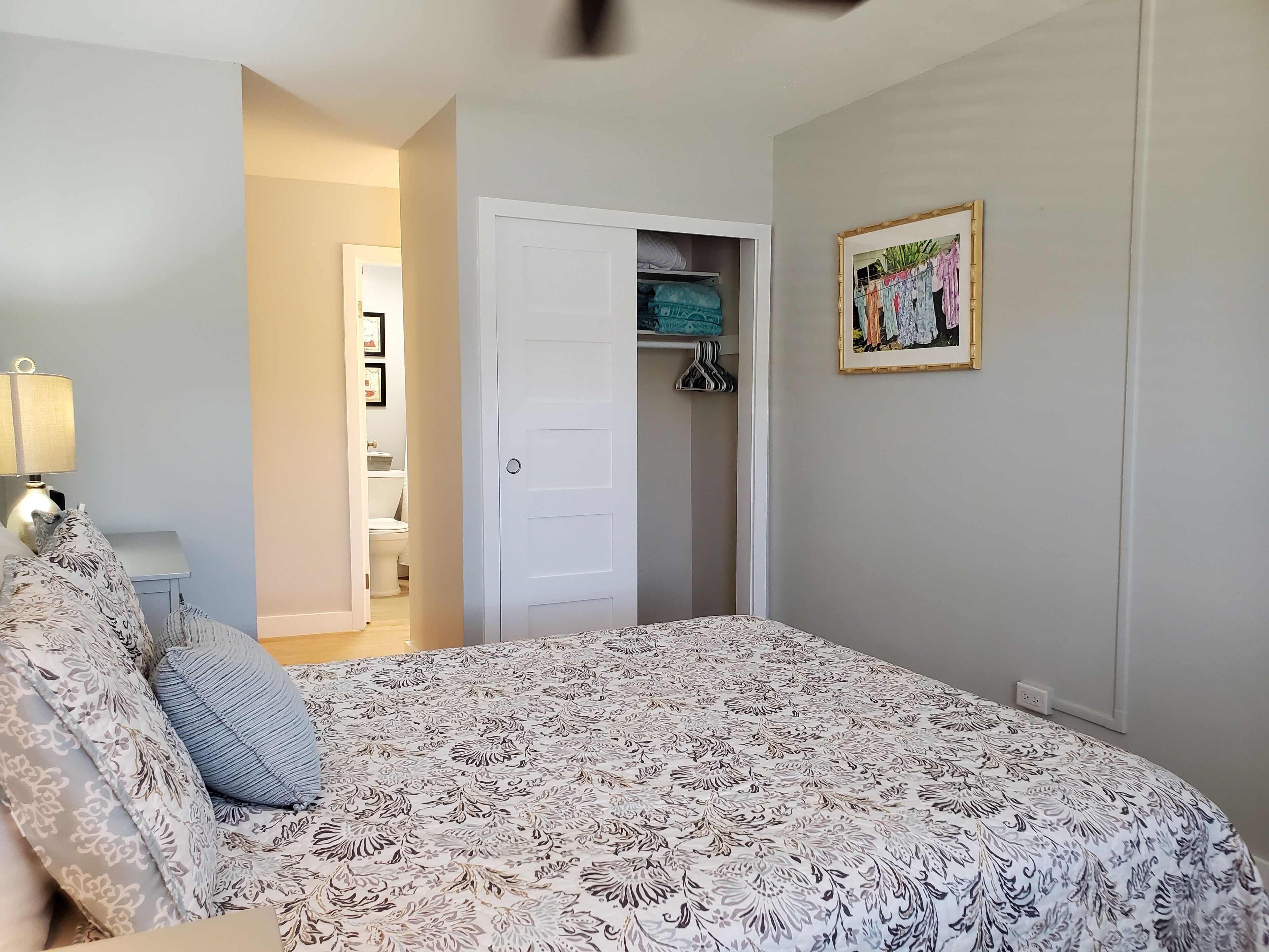 2 bedrooms, memory foam beds, iron/ironing board, WiFi