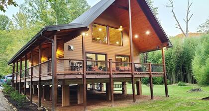 Kaunis uusi koti Cullasaja-joella