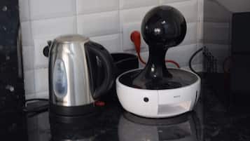 Kaffee und/oder Kaffeemaschine