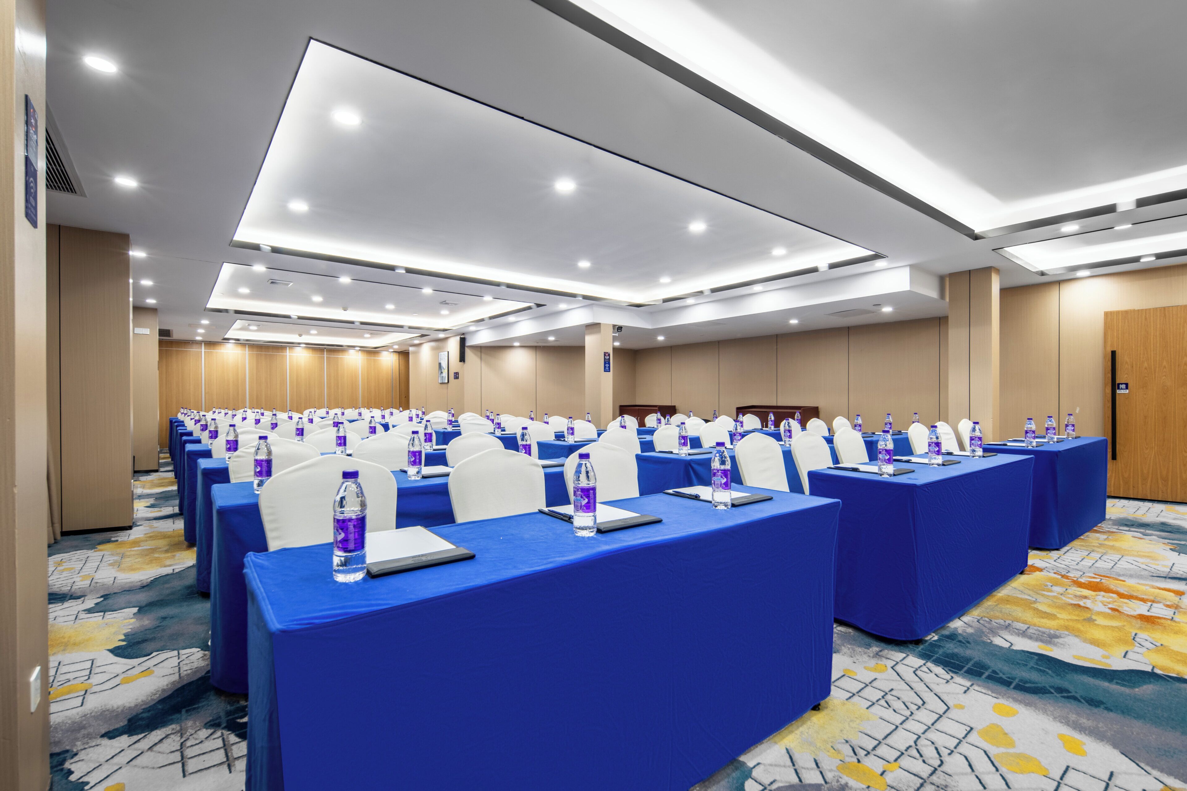 Photo - Holiday Inn Express Shenzhen Dongmen by IHG