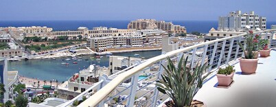 Luxury Diamond Suites in Malta - St Julian's 2 Bedroom Family