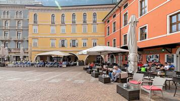 Ristorazione all'aperto