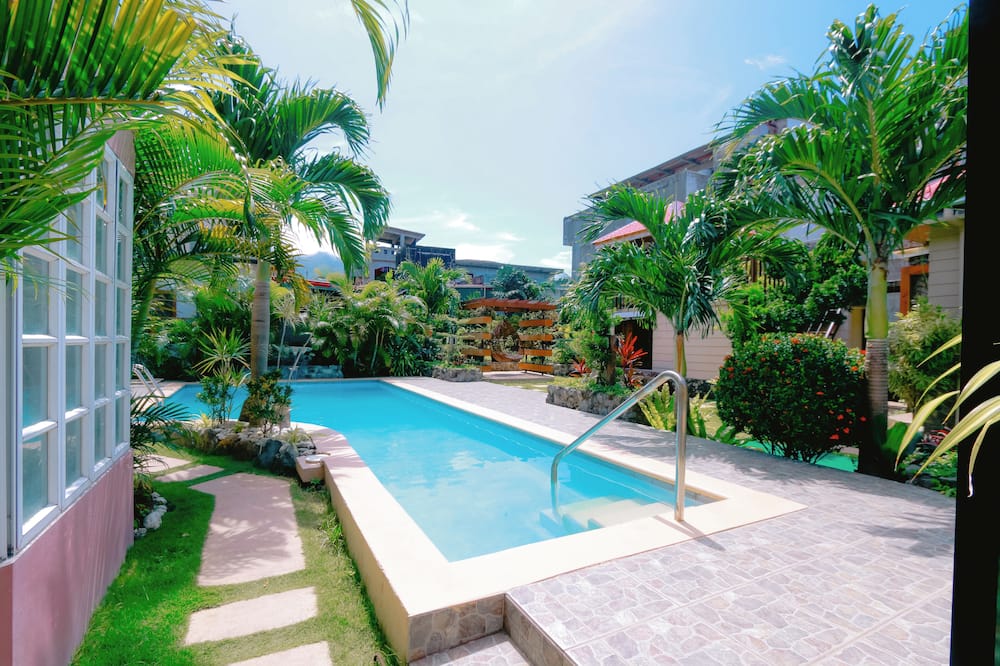 Villa De Babat