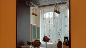 Bar (on property) - Fenix Guest House (Yerevan)