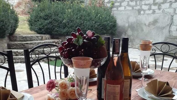 Terrace/patio - Fenix Guest House (Yerevan)