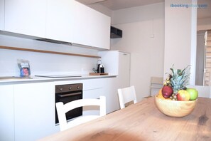 Frigorifero, forno, lavastoviglie