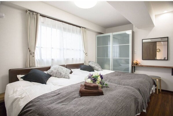 1 bedroom, iron/ironing board, free WiFi, bed sheets