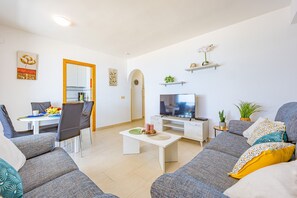 TV - Apartment Calpeplaya - PlusHolidays (Calpe)