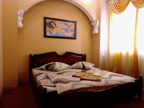 1 bedroom, free WiFi, bed sheets