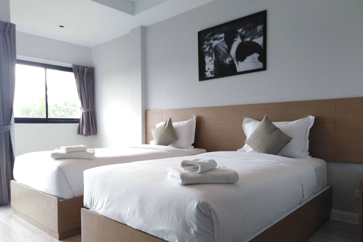 Desk, blackout curtains, rollaway beds, free WiFi