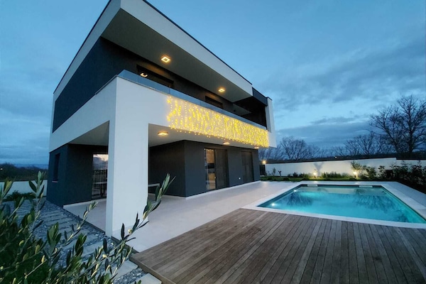 Udendørs pool, opvarmet pool